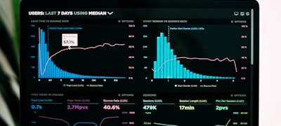数字沙盘展示复杂的体育赛事数据可视化图表与模型